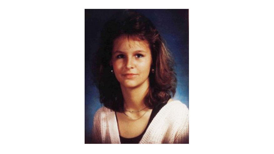 Melanie Melanson headshot.jpg
